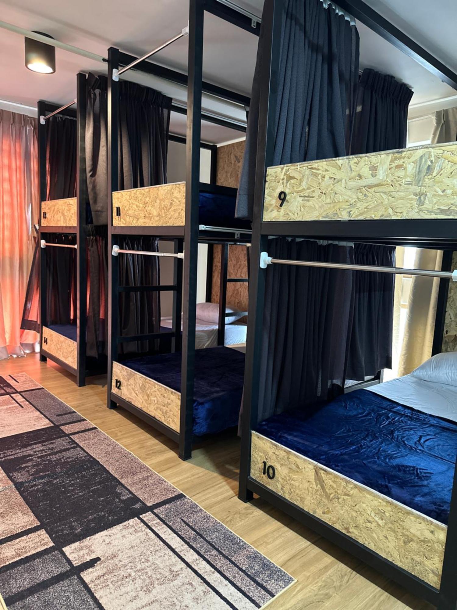 Mix Hostel Kl By Chillout Hostel Petaling Jaya Exteriör bild